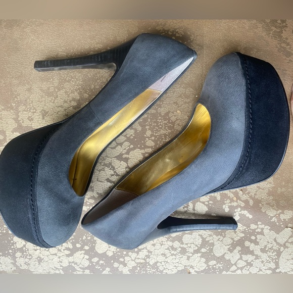 Hale’ Bob “Vero Cuoio” platform pump. Gray& black soft leather upper. Size 8 1/2 - Picture 10 of 13